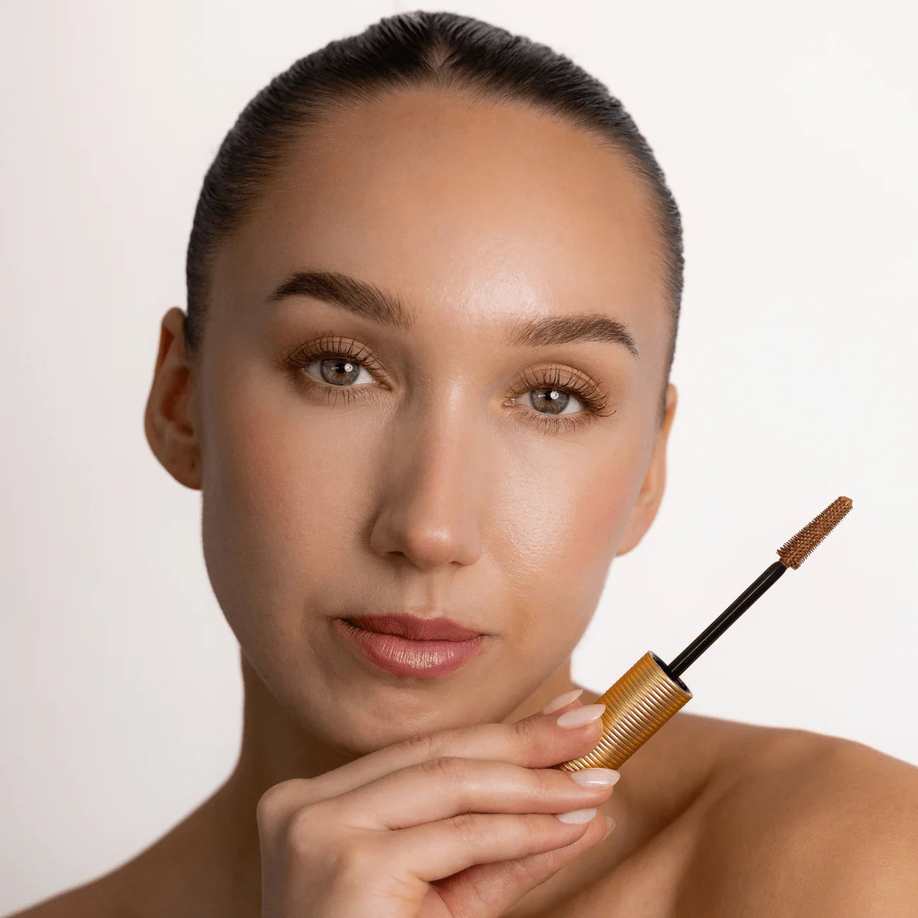Mitzi Mascara Brown